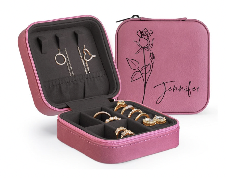 Mother's Day Gift Ideas: travel jewelry case 